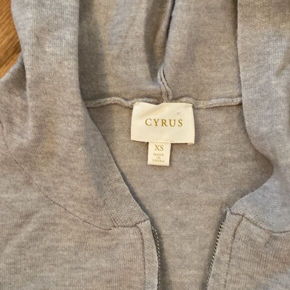 NWT Cyrus extra small, super soft jacket, gray - Picture 3 of 9